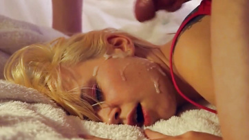 Sperma na tvářích a tělech dívek je kurva dobrá kompilace sex video Thumb