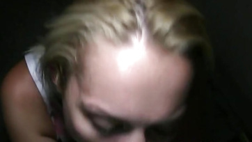 Žádaná dívka z Budapešti byla oběšena za šukání na veřejnosti Thumb